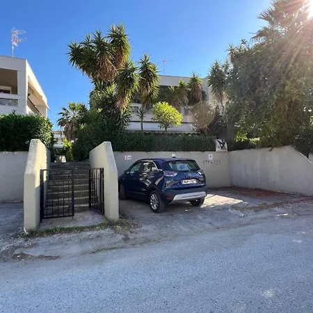 Casa vacanze Elena House Near The Hanioti
