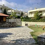 Feriehus Elena House Near The Hanioti