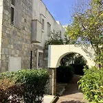 Elena House Near The 度假居 卡尼奥提